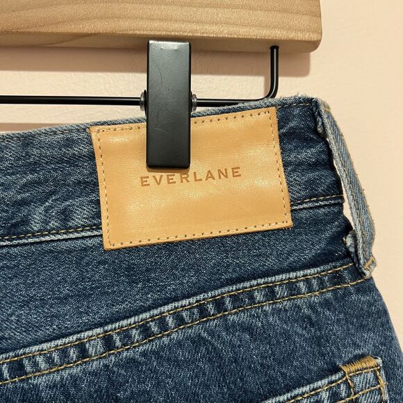 NWT Everlane The '90s Curvy Cheeky Straight Jean Medium Blue Size 28 - Picture 7 of 12
